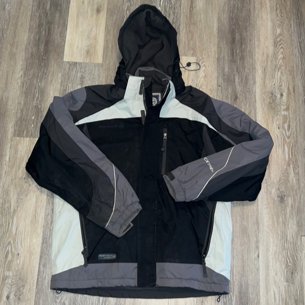 fleece lined black gray & white Free Country hooded coat size medium